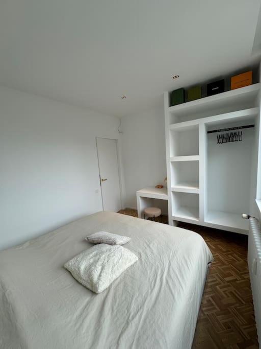 Appartement Neuf En Plein Centre 나무르 외부 사진